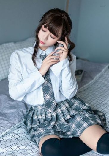 素描少女电影_720全集免费观看
